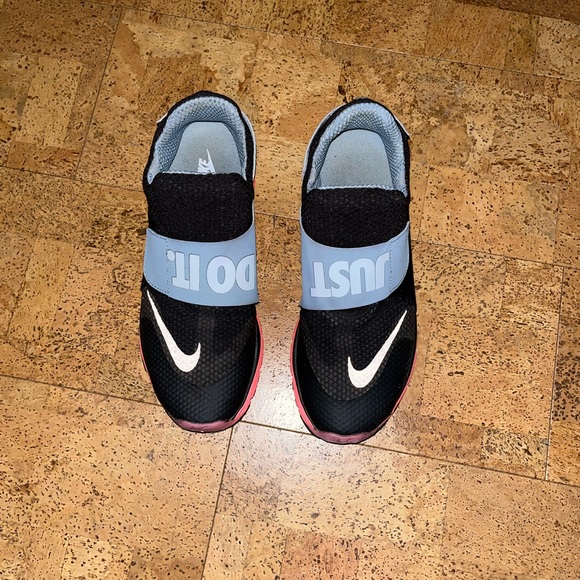 Nike running shoes - Picture 4 of 5